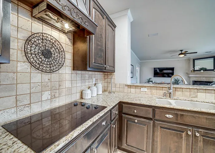 Holiday home Pet-friendly Escape W/ Private Hot Tub!
