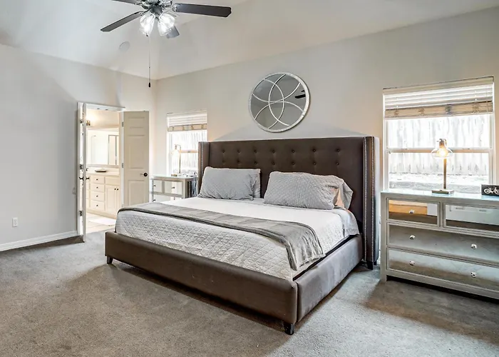 Holiday home Pet-friendly Escape W/ Private Hot Tub!